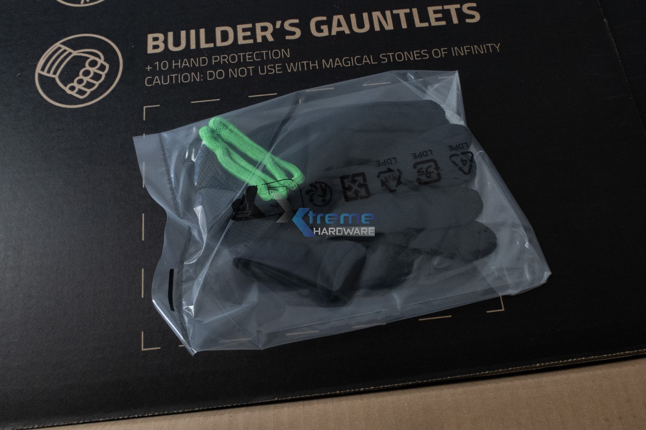 Razer Iskur V2 X 4 b37f6